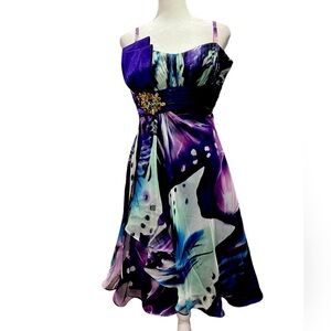 La Fame party dress in excellent  condition size 0